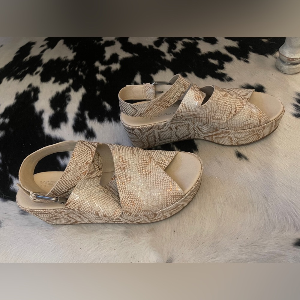 Matisse shoes size 9